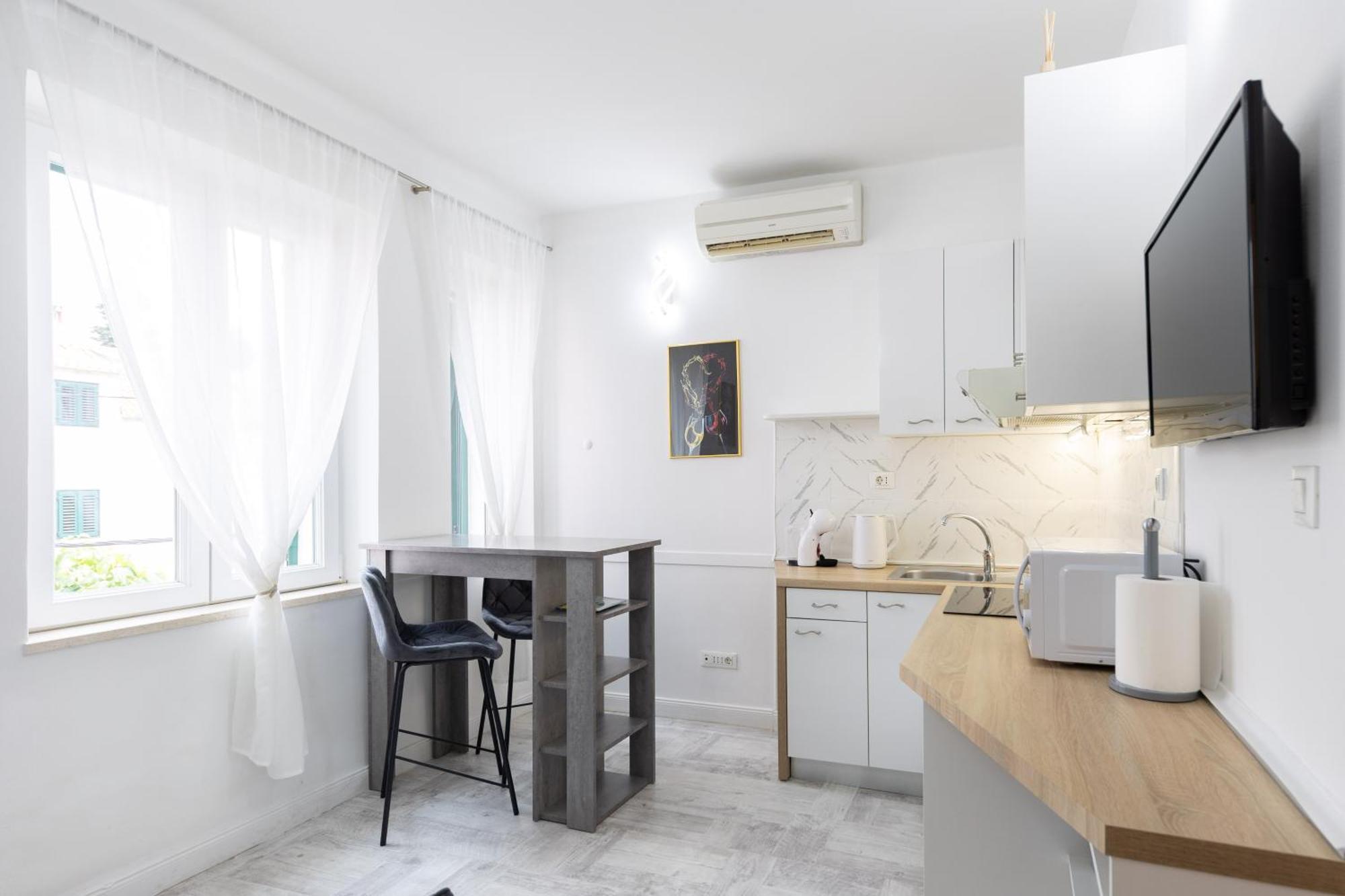 Lions Suites Сплит Экстерьер фото